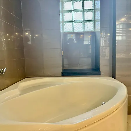 Sam House Spazio Ed Eleganza Nel Centro Di דירה בארי