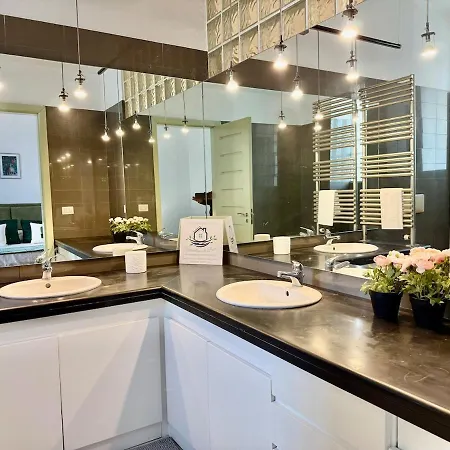 Sam House Spazio Ed Eleganza Nel Centro Di בארי