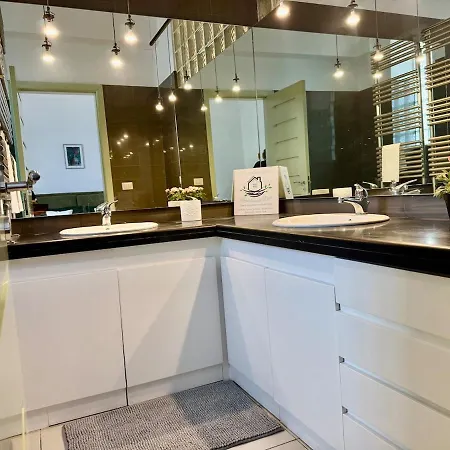 Sam House Spazio Ed Eleganza Nel Centro Di Bari